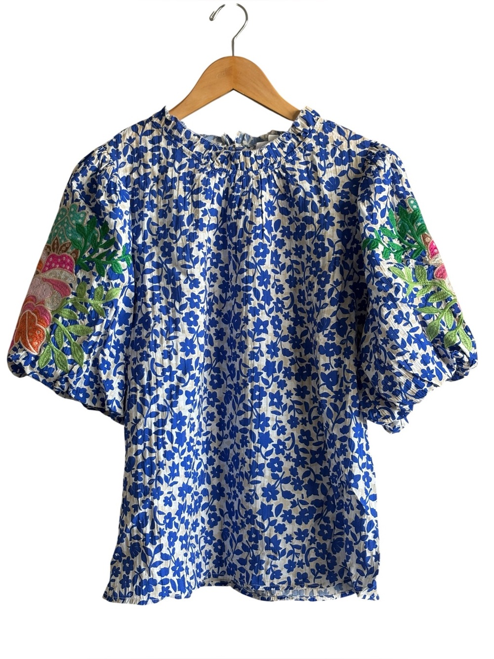 THML Anthropologie Womens Blue Floral Embroidered Blouse Size Large Puff Sleeves